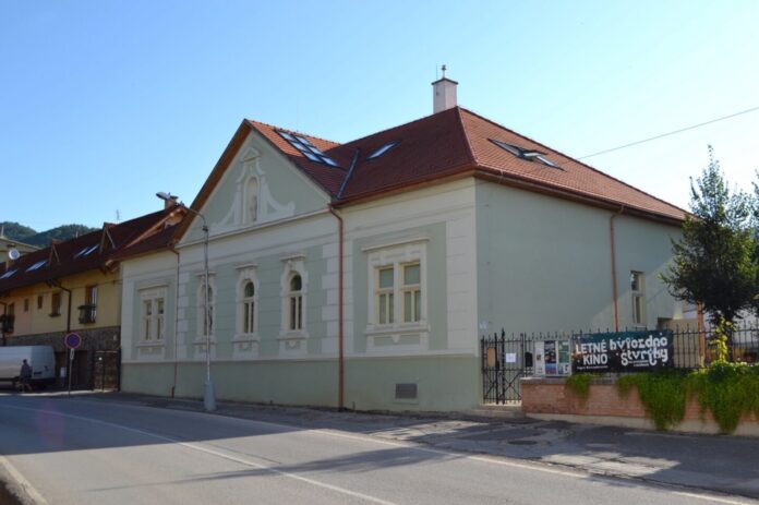 Budova na Betliarskej 8 v Rožňave, kde sídli Dom tradičnej kultúry Gemera
